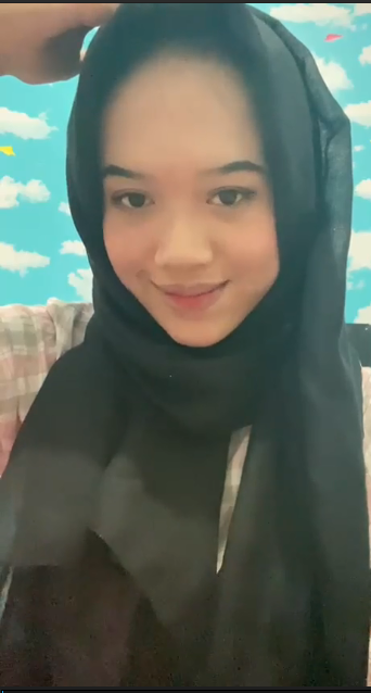 genis hijab hitam colmek